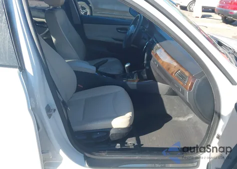 2010 BMW 328I z USA, uszkodzony, nr VIN WBAPH7C51AE125906